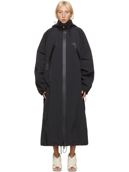 Черное нейлоновое длинное пальто Bottega Veneta 395 фото, Куртки