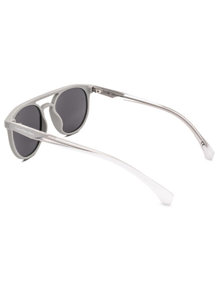 Солнцезащитные очки в серой оправе CKJ822S 007 (Солнцезащитные очки) Calvin Klein Jeans 750779118344 фото-4