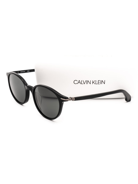 Солнцезащитные очки черного цвета Calvin Klein, фото